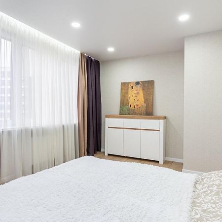 Ferienwohnung Mayak Minska Exterior foto